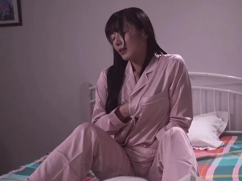 Thẩm du hàng đêm vì anh xã bỏ bê, bà xã quyết định tìm đến ứng dụng hèn hò